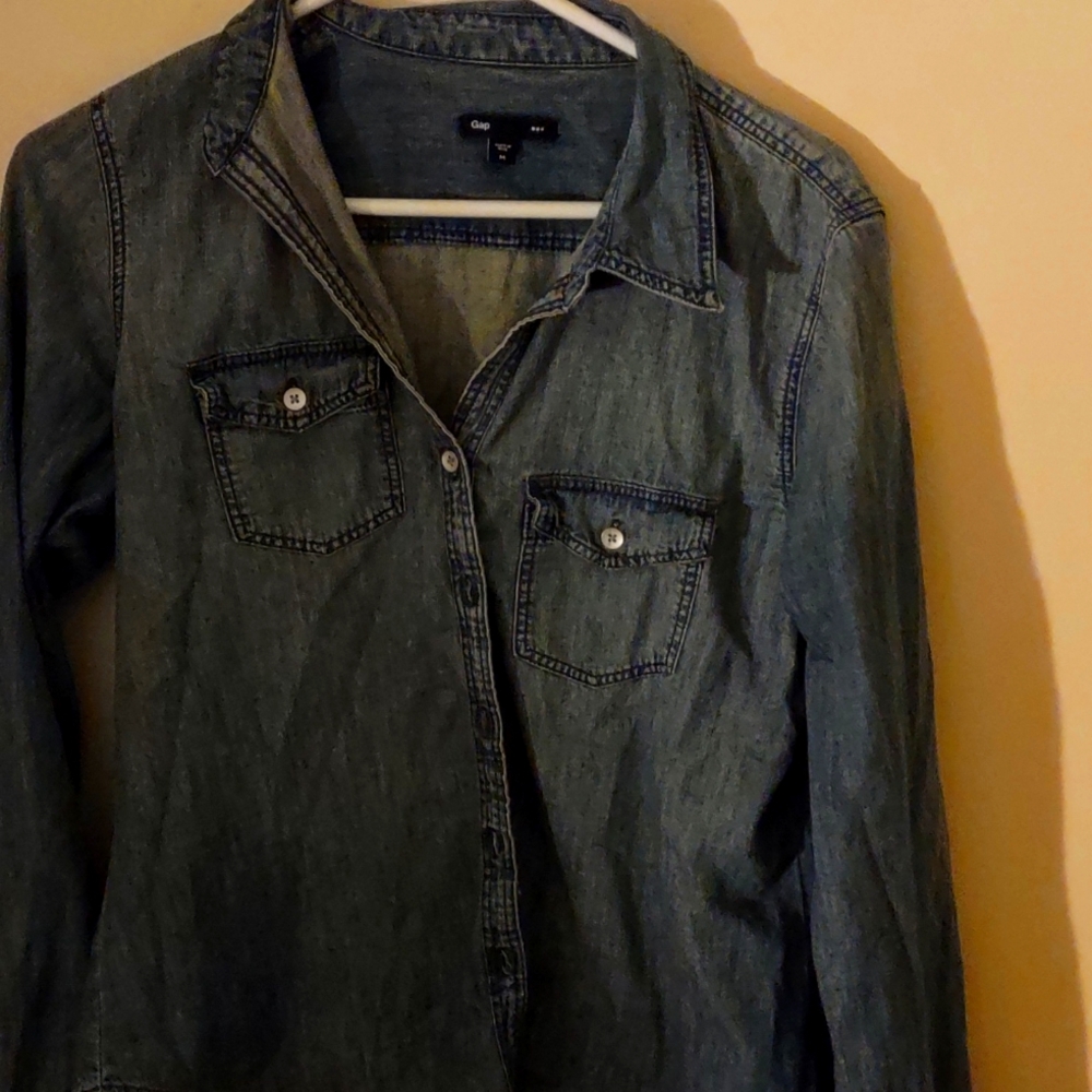 Button up long sleeve shirt